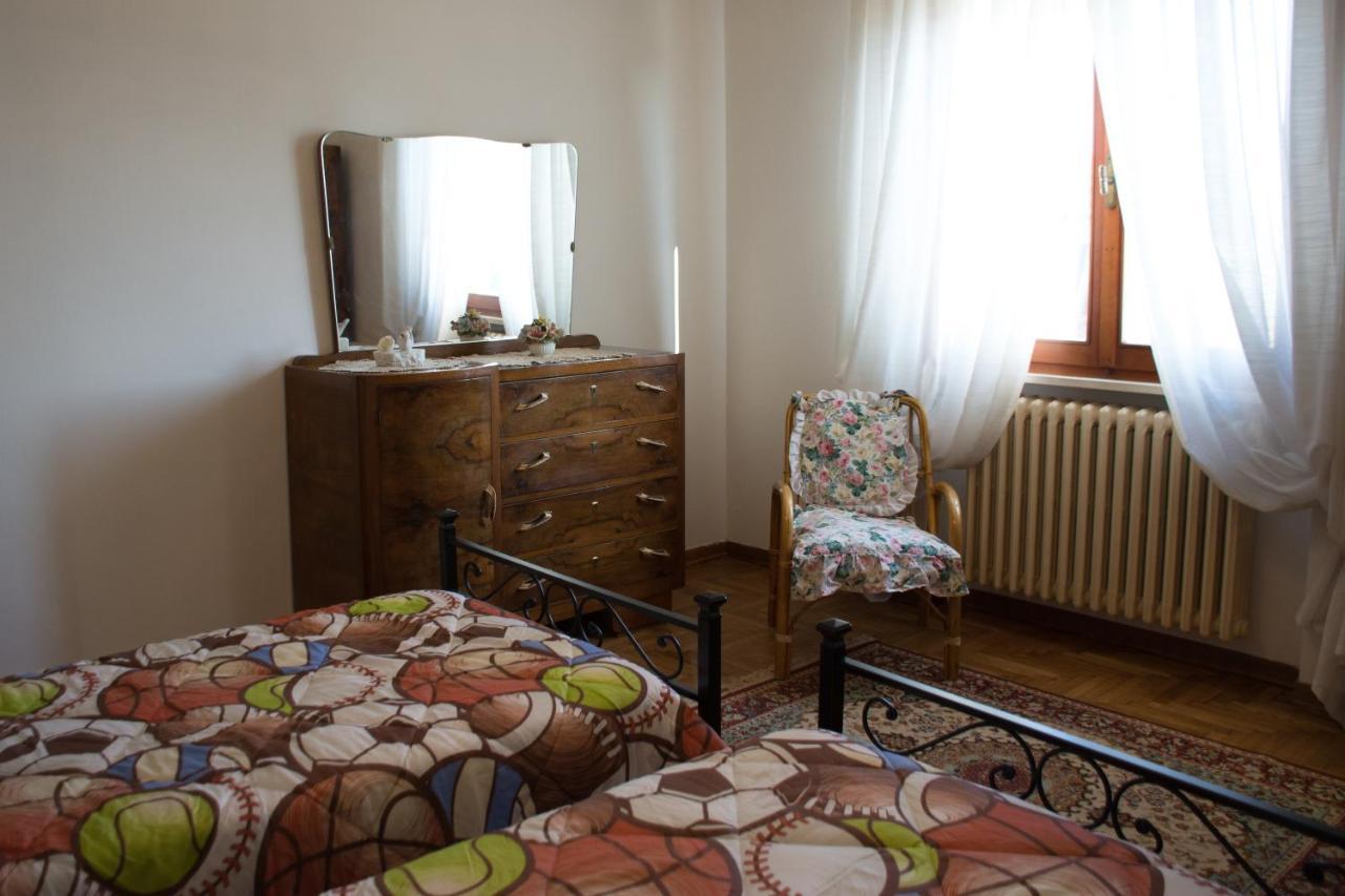 Апартаменты La Casa Di Lory Винчи Экстерьер фото